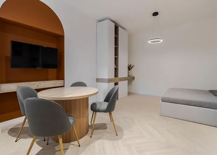 Apartament Inshiapartments On Ferentsa Lista Str